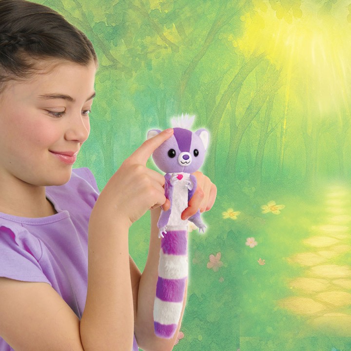 FINGERLINGS FAIRIES ARDILLA VOLADORA 6400 8549