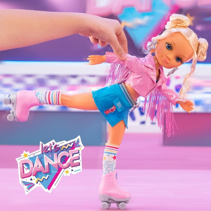 NANCY DIA BAILE PATINES NAC22000