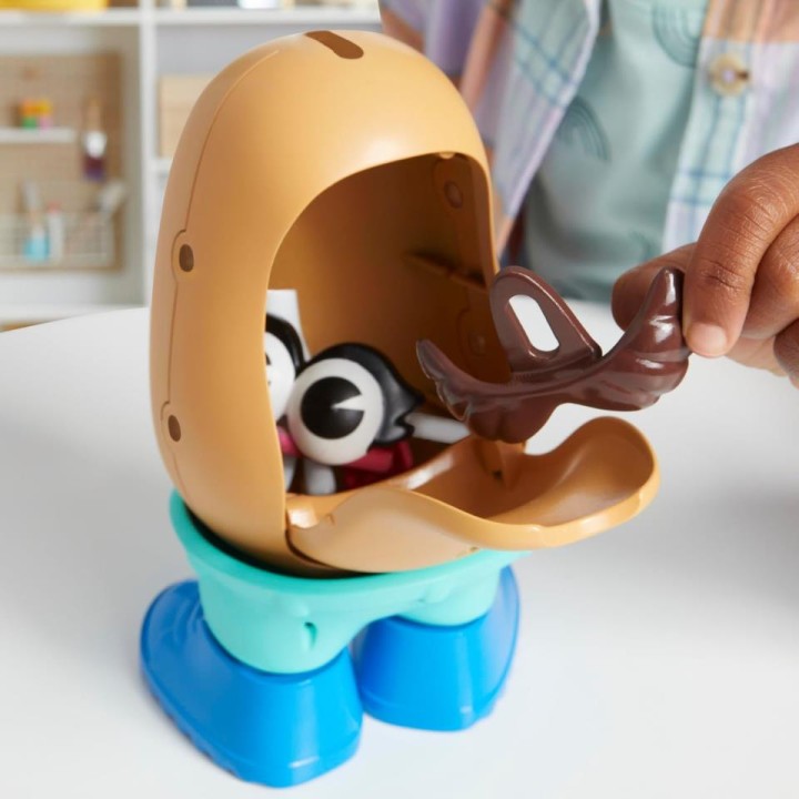 POTATO HEAD CREA FAMILIA F9408