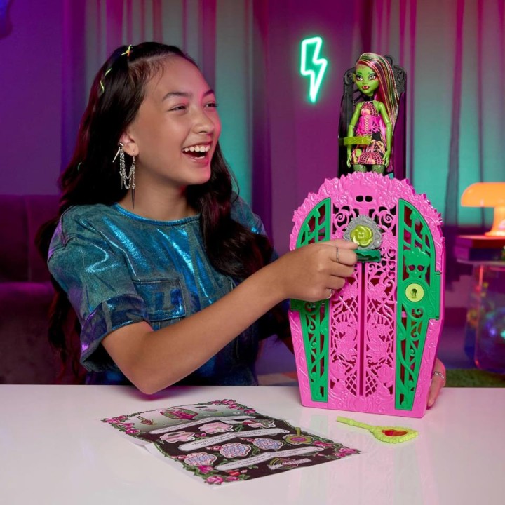 MONSTER HIGH MIDNIGHT GARDEN VENUS HYT75